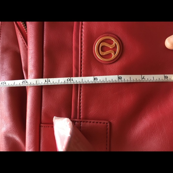 NWOT Lululemon Urban Sanctuary Bag in Red - no shoe bag - Picture 13 of 15